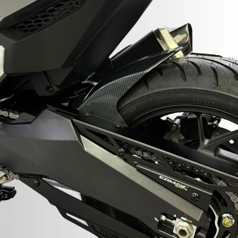 ERMAX garde boue arrière + carter de chaine aluminium HONDA FORZA 750 / 2021 2024