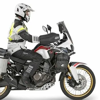 GIVI manchons universels semi rigides hiver pour moto compatibles avec protèges mains TM421